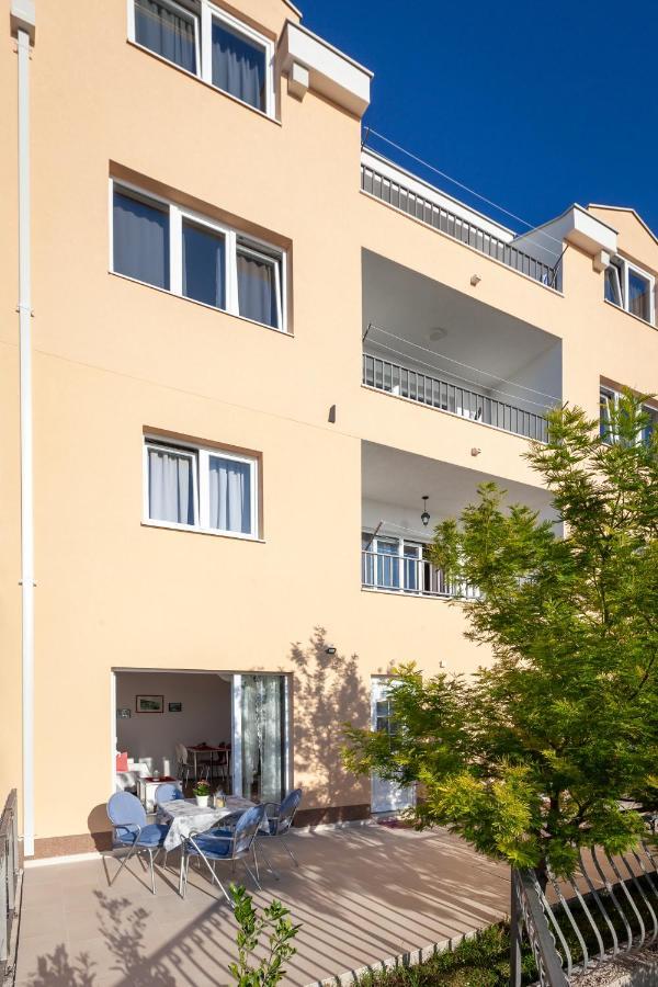 Apartment Galic *